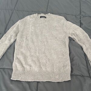 Allsaints Men's Gray Distressed Sweater
100% authentic 
Worn a few times
